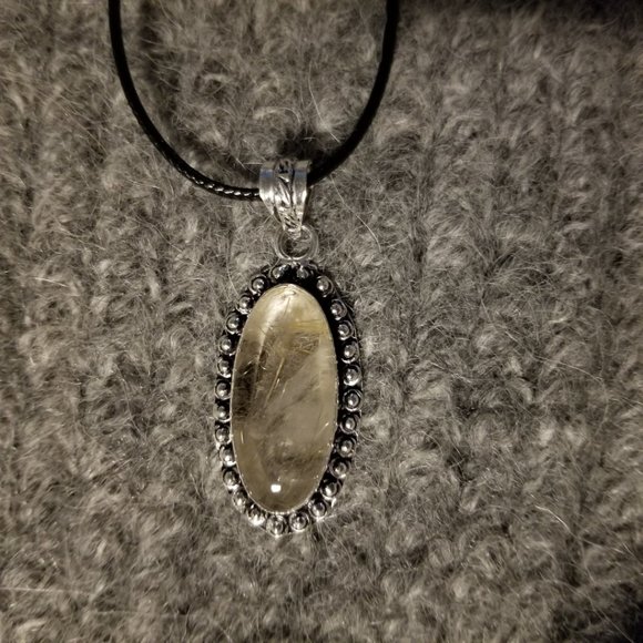 Golden rutile in quartz gemstone pendant, silver plate, artisan made, new - Picture 3 of 5